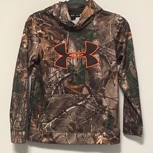 Under Armour x Real Tree Camo Hoodie Medium youth